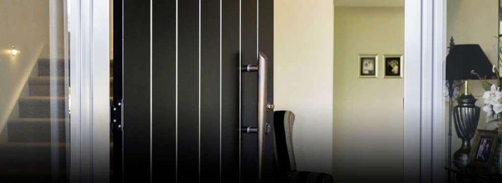 WHY CHOOSE AN ALUMINIUM FRONT DOOR?  HOW ARE THEY MADE? [VIDEO]