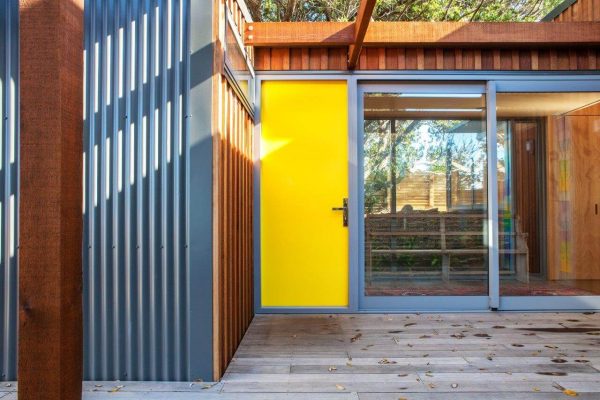 aluminium-door-tile-2