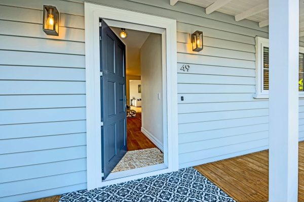 cottage-doors-tile-1